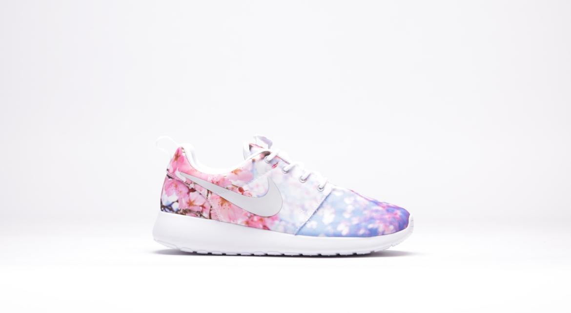 Nike Wmns Roshe One Cherry Blossom | 819960-100 | AFEW STORE